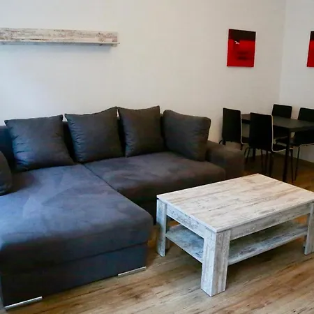 Luxburg Sudvorstadt - #95060 דירה *